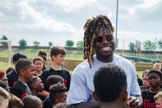 Frisco Liberty alum Jay Ajayi